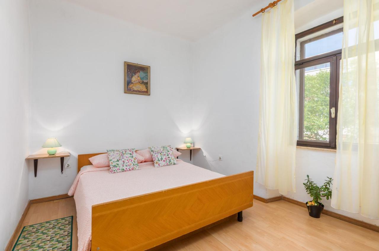 Apartment Ana Fažana Eksteriør billede